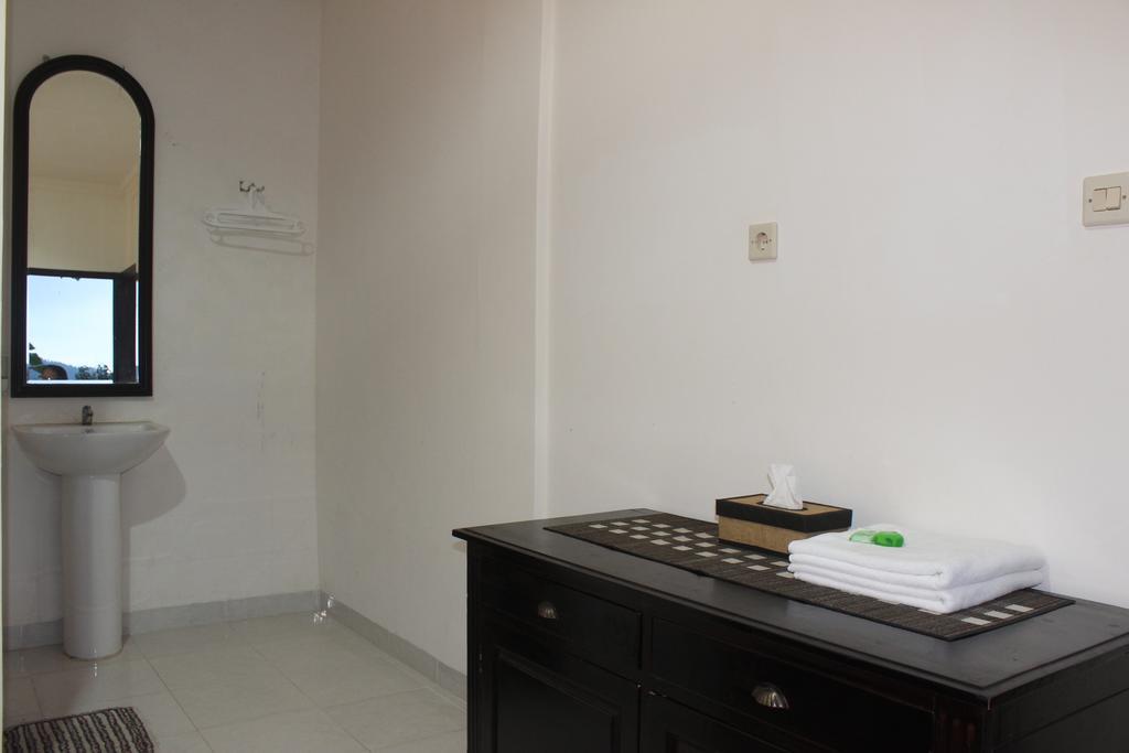 Dangin Mangkalan Homestay Munduk Pokoj fotografie